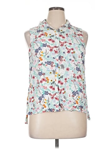 Divided by H&M Sleeveless Button-Down Shirt (view 1)