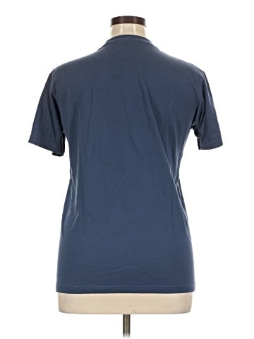Uniqlo Short Sleeve T-Shirt (view 2)