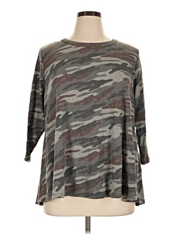 Kim & Cami 3/4 Sleeve T-Shirt (view 1)