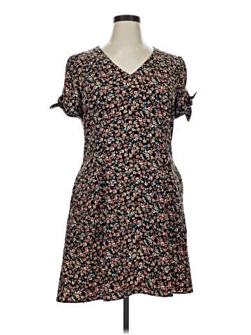 Ann Taylor LOFT Casual Dress (view 1)