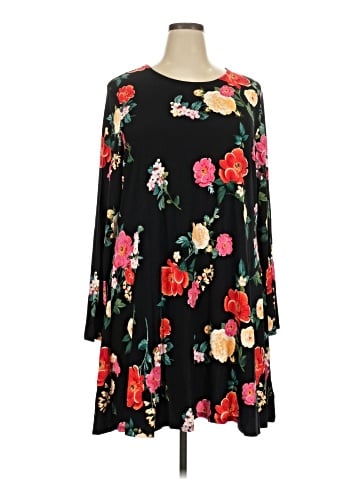 Old Navy Casual Dress (view 1)