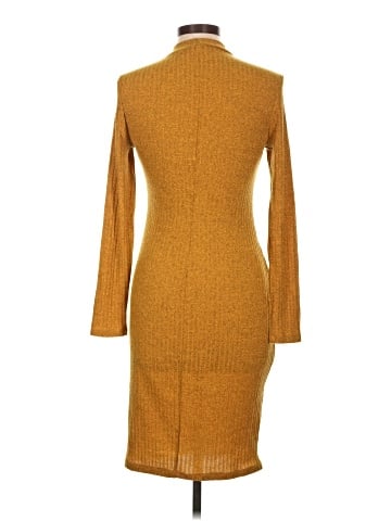Discreet Casual Dress (view 2)