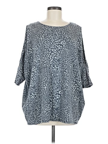 Yahada 3/4 Sleeve Blouse (view 1)