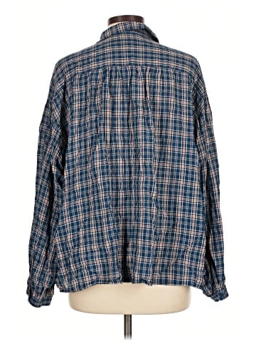 Uniqlo Long Sleeve Button-Down Shirt (view 2)