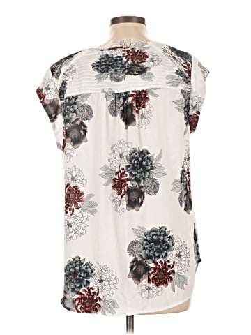 Daniel Rainn Sleeveless Blouse (view 2)