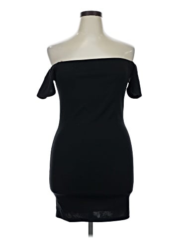 Forever 21 Contemporary Cocktail Dress (view 1)