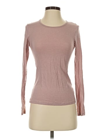 Fabletics Long Sleeve T-Shirt (view 1)