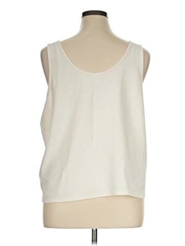 Old Navy Sleeveless T-Shirt (view 2)
