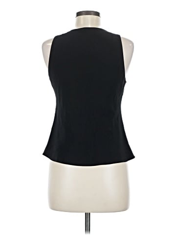 Judith & Charles Sleeveless T-Shirt (view 2)