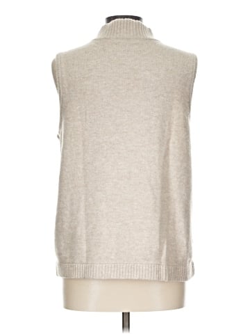 Croft & Barrow Sweater Vest (view 2)
