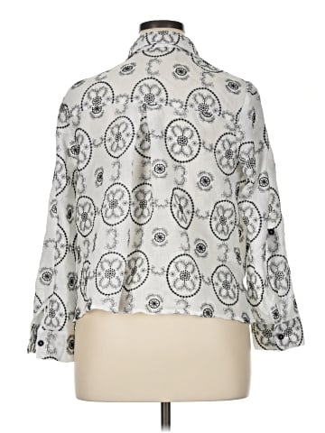 Fig & Flower 3/4 Sleeve Button-Down Shirt (view 2)