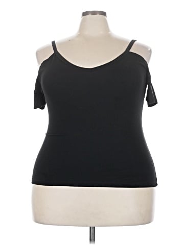 Hot Kiss Short Sleeve Top (view 1)