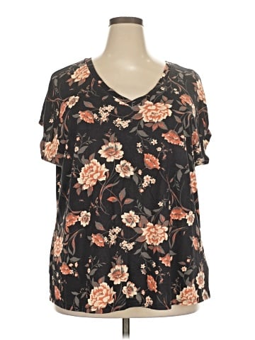 Torrid Short Sleeve T-Shirt (view 1)