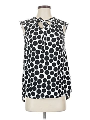 Merona Sleeveless Button-Down Shirt (view 1)