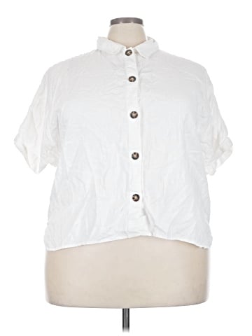 Reitmans Short Sleeve Button-Down Shirt (view 1)