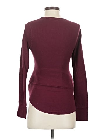 Old Navy - Maternity Long Sleeve T-Shirt (view 2)