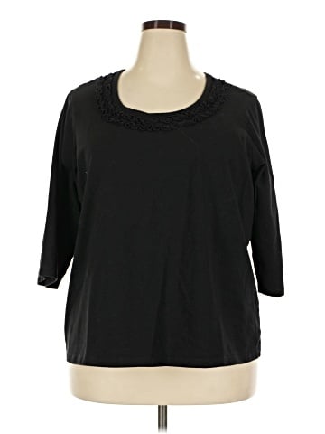 D&Co. 3/4 Sleeve Top (view 1)