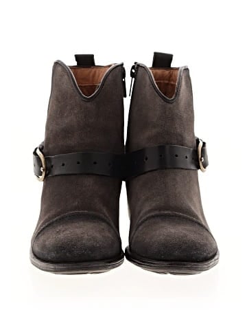 Pikolinos Ankle Boots (view 2)