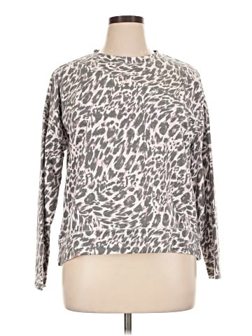 Avia Pullover Sweater (view 1)