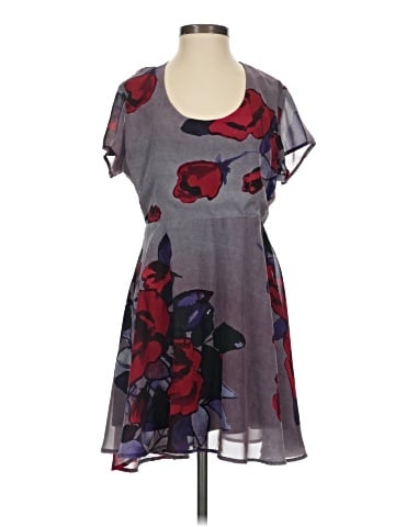 Show Me Your Mumu Casual Dress (view 1)