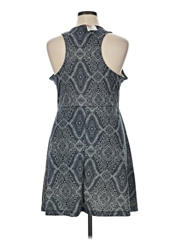 H&M Casual Dress (view 2)