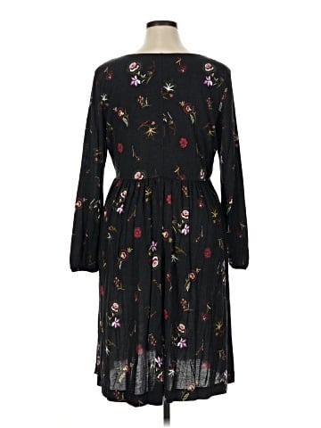 Old Navy Casual Dress (view 2)