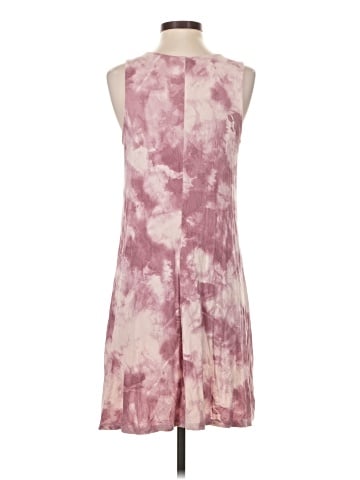 Old Navy Casual Dress (view 2)
