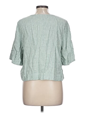 Universal Thread 3/4 Sleeve Blouse (view 2)