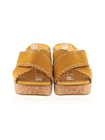 Donald J Pliner Wedges (view 2)