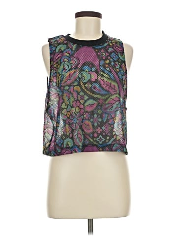 Nike Sleeveless T-Shirt (view 1)