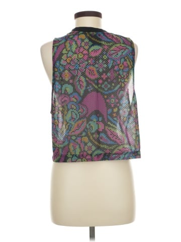 Nike Sleeveless T-Shirt (view 2)