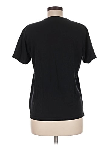 Uniqlo Short Sleeve T-Shirt (view 2)