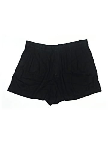Gap Shorts (view 1)