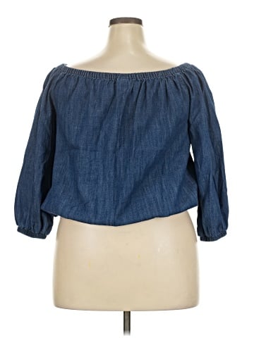 Universal Thread 3/4 Sleeve Blouse (view 2)