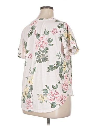 24/7 Maurices Short Sleeve T-Shirt (view 1)