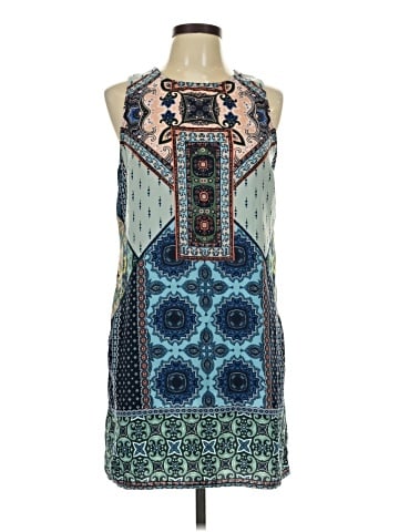 B. Darlin Casual Dress (view 1)