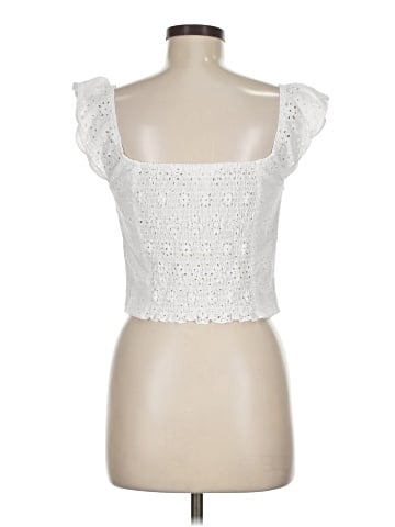 Urban Romantics Sleeveless Blouse (view 2)