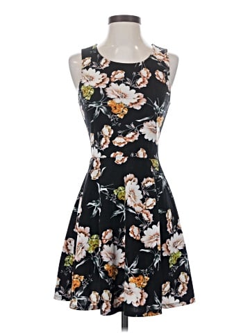 Eight Sixty Casual Dress (view 1)