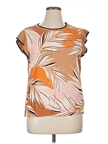 DR2 Sleeveless Blouse (view 1)