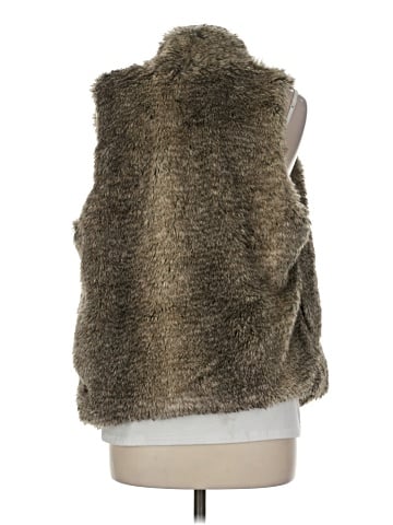 Tart Collections Faux Fur Vest (view 2)