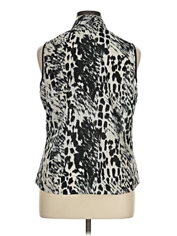 Elementz Sleeveless Button-Down Shirt (view 2)