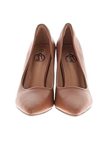Trary Heels (view 2)