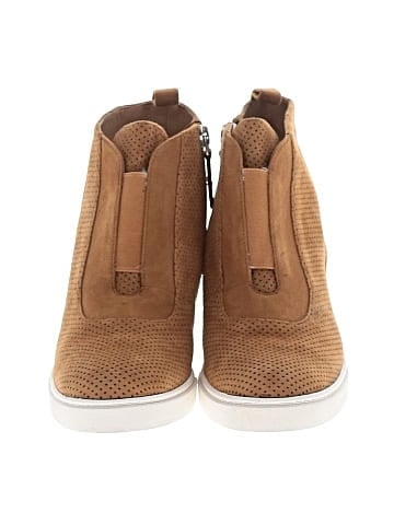 Linea Paolo Ankle Boots (view 2)