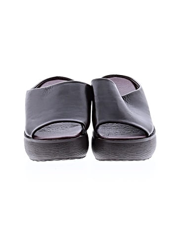 Unbranded Wedges (view 2)