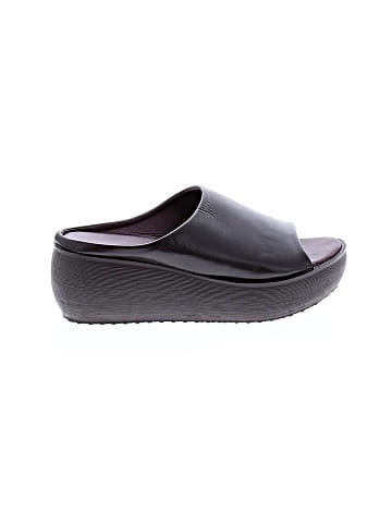 Unbranded Wedges (view 1)