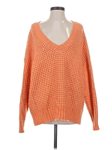 American Eagle Outfitters Pullover Sweater (view 1)