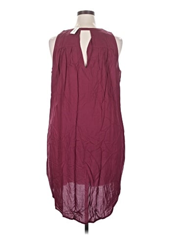 Old Navy Casual Dress (view 2)