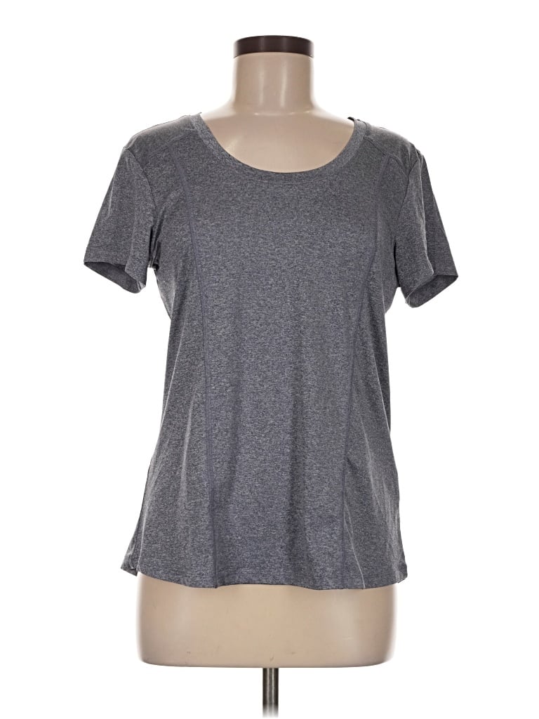 Click to view more detailed imagery on our partner's website Pre-owned Balance Collection Active T-shirt In Gray