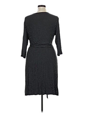 Ava & Viv Casual Dress (view 2)