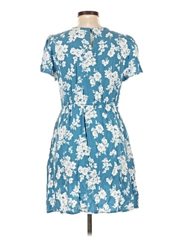 Old Navy Casual Dress (view 2)